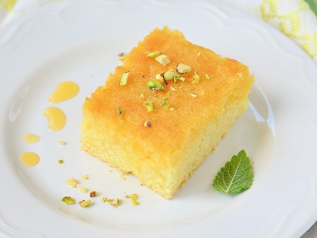 Revani – гръцки сиропиран десерт / сладкиш с портокал и кокосови стърготини - снимка на рецептата